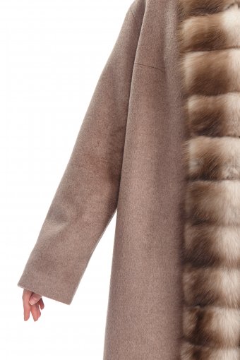 Женское текстильное пальто с воротником, отделка из меха куницы